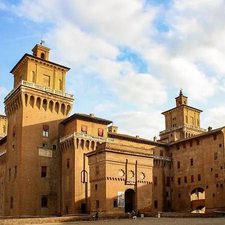 Al Pipai 아파트 페라라